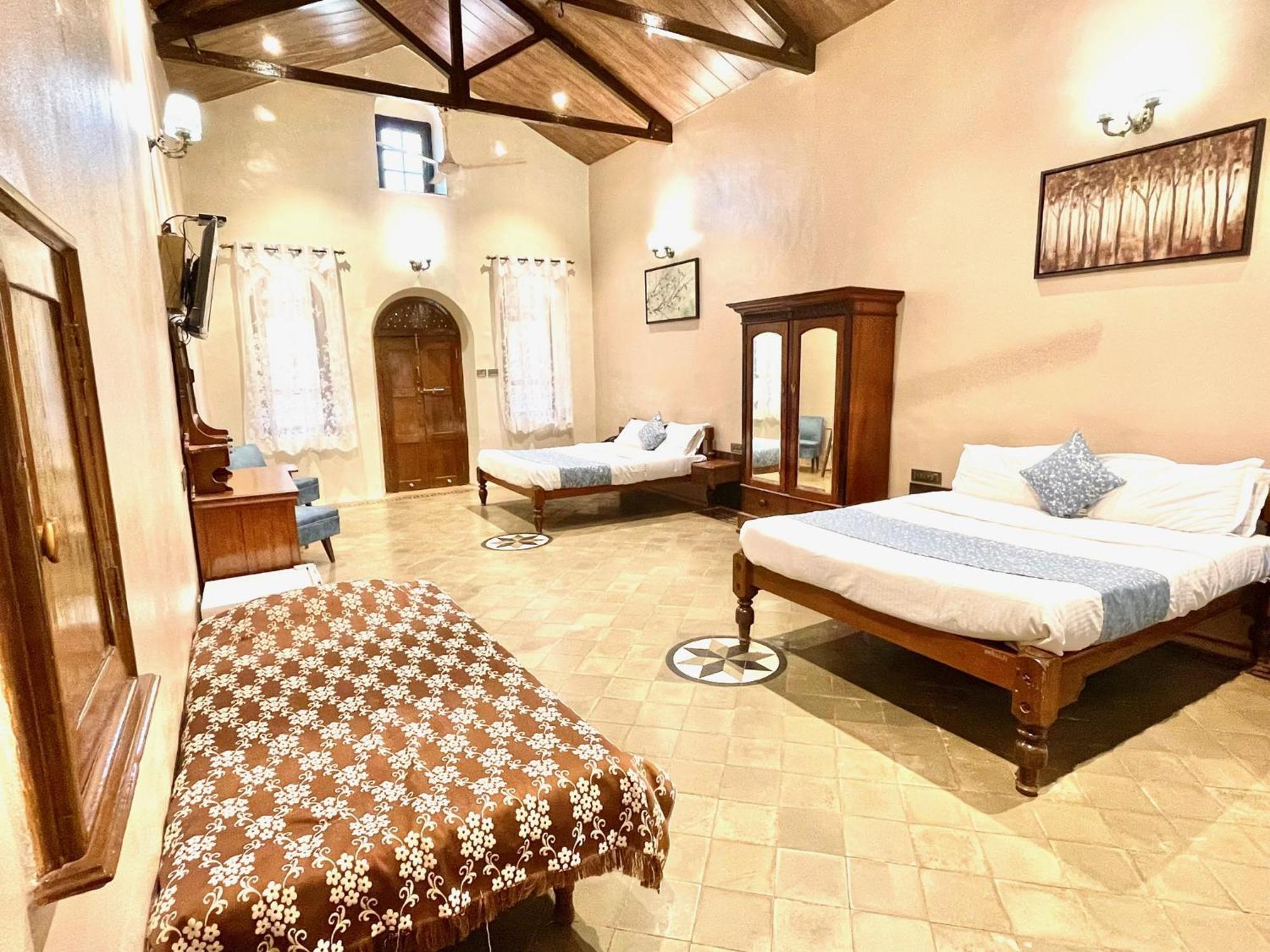 Hotel Mount View Heritage Panchgani Bilik gambar